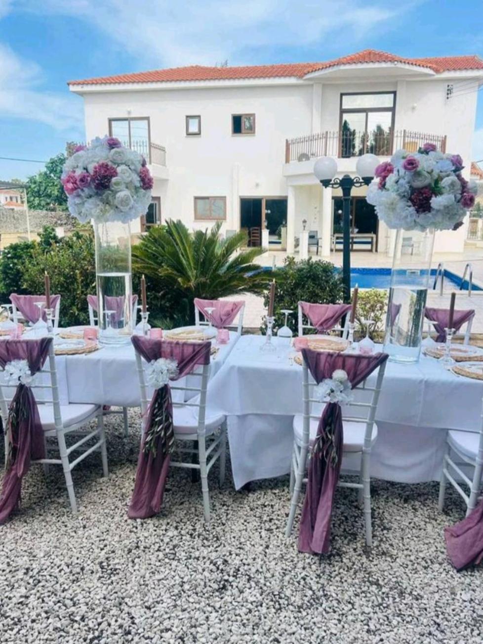 Larnaca Mansion Ideal For 3 Families Or More Exteriör bild